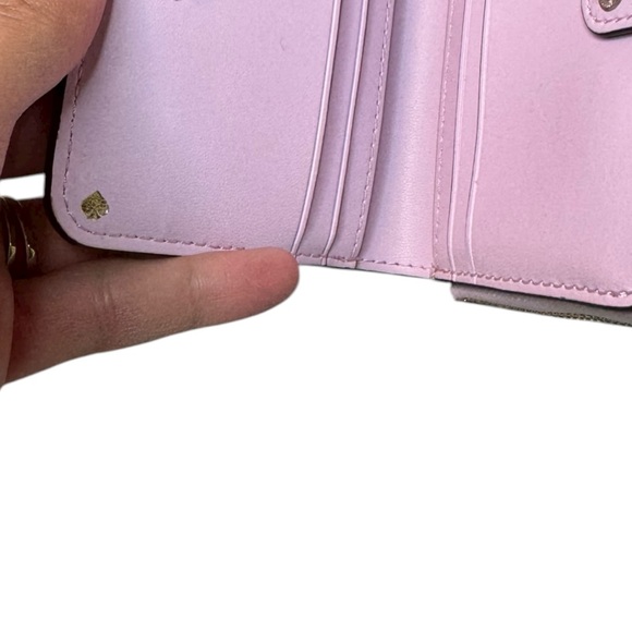 Kate Spade Pink Parrot 3D Pippa Flock Party Small Bucket Bag & Bifold Wallet Set - Picture 6 of 12